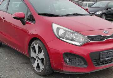 Kia Rio 133.206 km 3.999 &euro; Bickenbach 64404