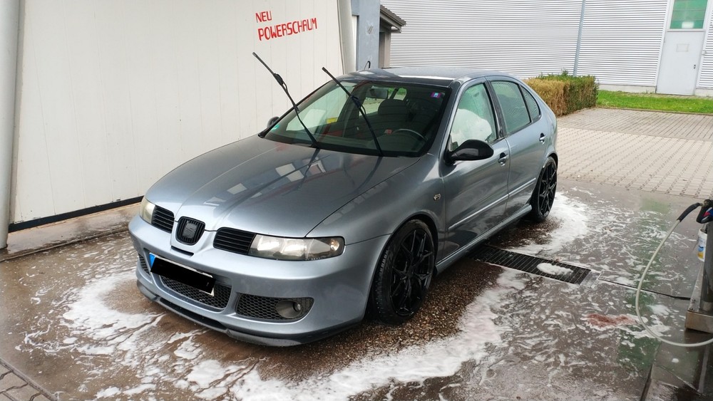 Seat Leon 326.075 km 5.500 &euro; Reichelsheim 64385