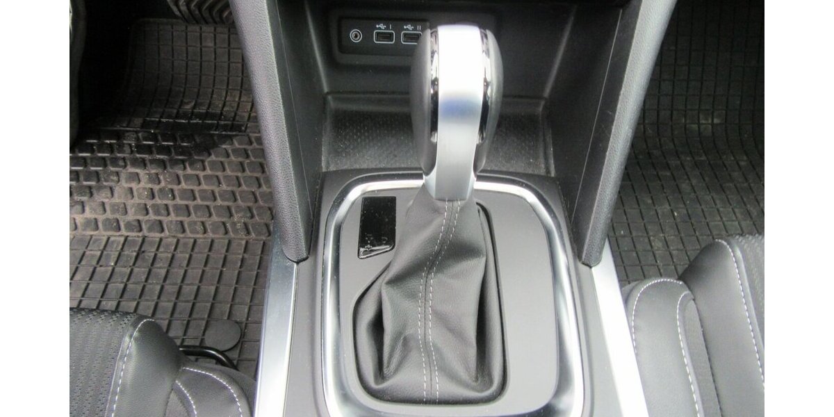 Renault Megane Techno Automatik 24.000 km 22.950 &euro; Gernsheim 64579