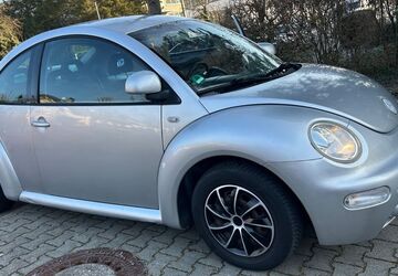VW Beetle 72.000 km 2.850 &euro; Offenbach 63069