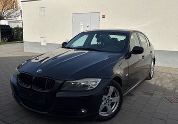 BMW 318 177.000 km 5.999 &euro; Frankfurt am Main 60437