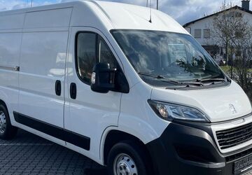 Peugeot Boxer 79.500 km 19.980 &euro; Langen 63225