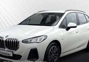 BMW 218 Active Tourer 6.534 km 29.888 &euro; Rüsselsheim 65428