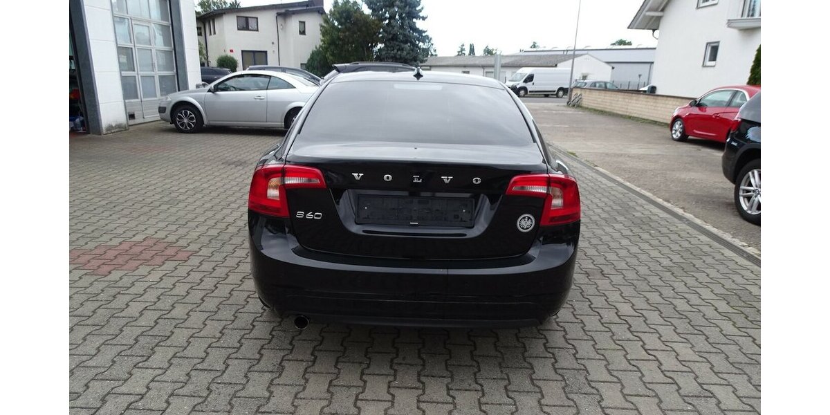 Volvo S60 Kinetic Klima, Navigation 196.500 km 8.890 &euro; Rodgau 63110
