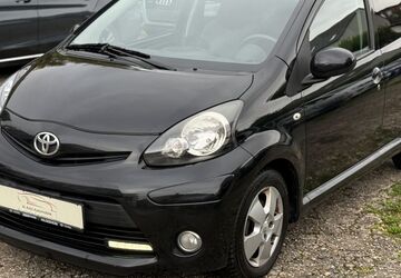 Toyota Aygo (X) 123.000 km 4.350 &euro; Frankfurt am Main 60386