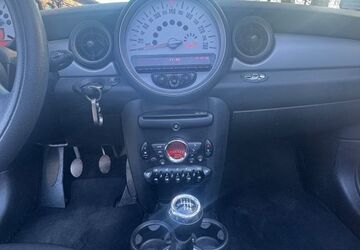 Mini One Cabrio 89.000 km 9.200 &euro; Flörsheim 65439