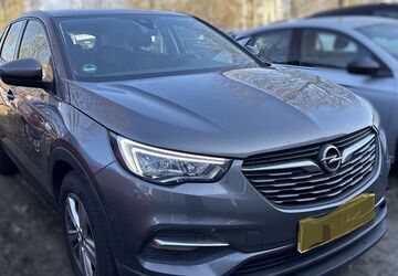 Opel Grandland (X) 60.885 km 13.990 &euro; Heusenstamm 63150