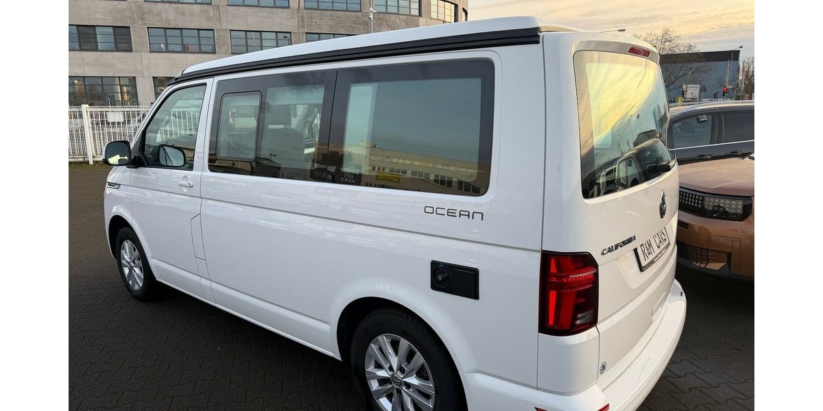 VW T6.1 California 2.0 TDI DSG Ocean/Küche/1Hd LED 82.000 km 49.999 &euro; Frankfurt 60386