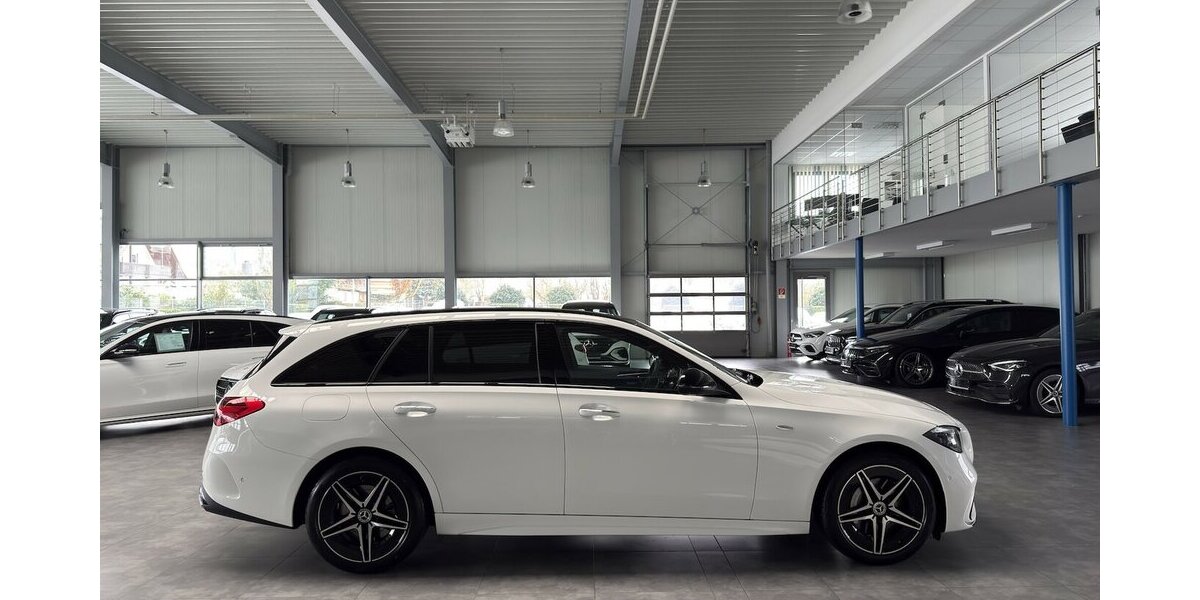 Mercedes-Benz C 300 T e AMG PREMIUM+ -FAHRASSISTENZ+ -AHK-PANO 24.998 km 49.889 &euro; Groß-Umstadt 64823
