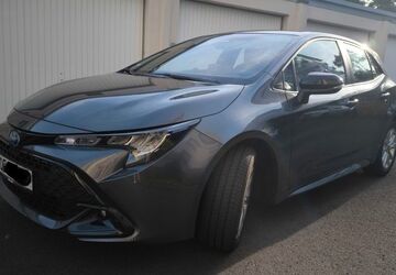 Toyota Corolla 9.461 km 26.990 &euro; Neu-Isenburg 63263
