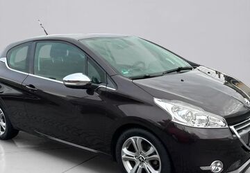 Peugeot 208 49.900 km 10.690 &euro; Egelsbach 63329
