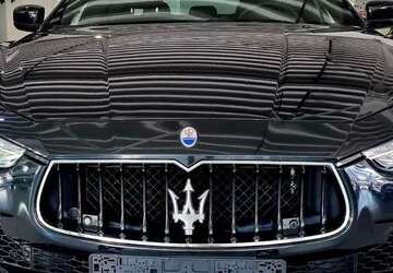 Maserati Ghibli 26.895 km 34.990 &euro; NEU-ISENBURG 63263