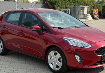 Ford Fiesta 6.000 km 13.900 &euro; Heusenstamm 63150