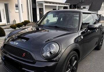Mini Cooper S Coupé 154.000 km 5.900 &euro; Seligenstadt 63500