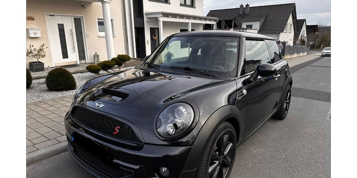 Mini Cooper S Coupé 154.000 km 5.900 &euro; Seligenstadt 63500