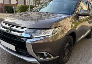 Mitsubishi Outlander 155.000 km 13.300 &euro; Frankfurt 65933