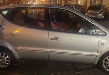 Mercedes-Benz A 160 320.000 km 800 &euro; Frankfurt am Main 60389