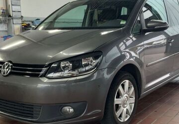 VW Touran 208.000 km 8.890 &euro; Schaafheim 64850