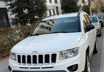 Jeep Compass 212.000 km 5.890 &euro; Frankfurt 60599