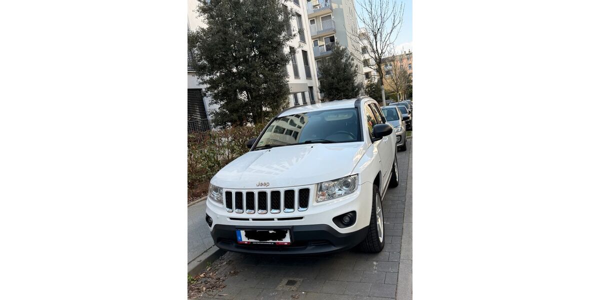Jeep Compass 212.000 km 5.890 &euro; Frankfurt 60599