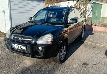 Hyundai TUCSON 96.800 km 6.699 &euro; Harxheim 55296
