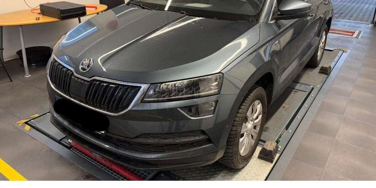 Skoda Karoq 27.700 km 26.490 &euro; Bensheim 64625