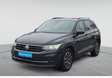 VW Tiguan 64.691 km 26.880 &euro; Darmstadt 64295