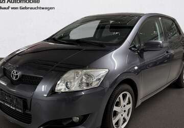 Toyota Auris 172.000 km 3.899 &euro; Frankfurt am Main 60386
