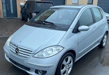 Mercedes-Benz A 170 123.444 km 3.999 &euro; Oppenheim 55276