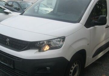 Peugeot Partner 122.715 km 9.990 &euro; Darmstadt 64293