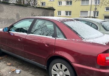 Audi A4 185.000 km 2.750 &euro; Rüsselsheim 65428