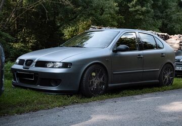 Seat Leon 326.075 km 4.999 &euro; Reichelsheim 64385