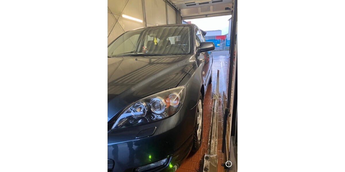 Mazda 3 172.000 km 3.990 &euro; Griesheim 64347
