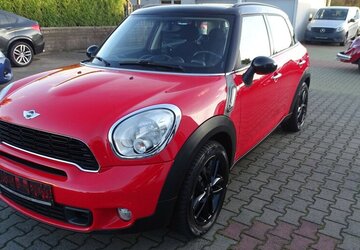 Mini Cooper SD Countryman All4 Cooper SD All4 Automatik 154.582 km 7.990 &euro; Rodgau 63110