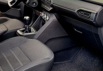 Dacia Sandero 36.000 km 12.900 &euro; Bischofsheim 65474