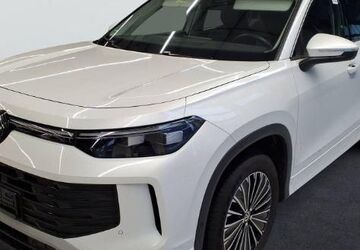 VW Tayron 25.383 km 39.580 &euro; Rüsselsheim 65428