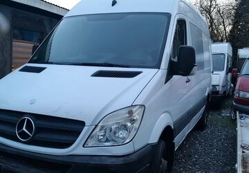 Mercedes-Benz Sprinter 79.978 km 9.990 &euro; Frankfurt am Main 65929