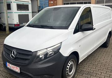 Mercedes-Benz Vito 157.000 km 10.990 &euro; Frankfurt am Main 65933