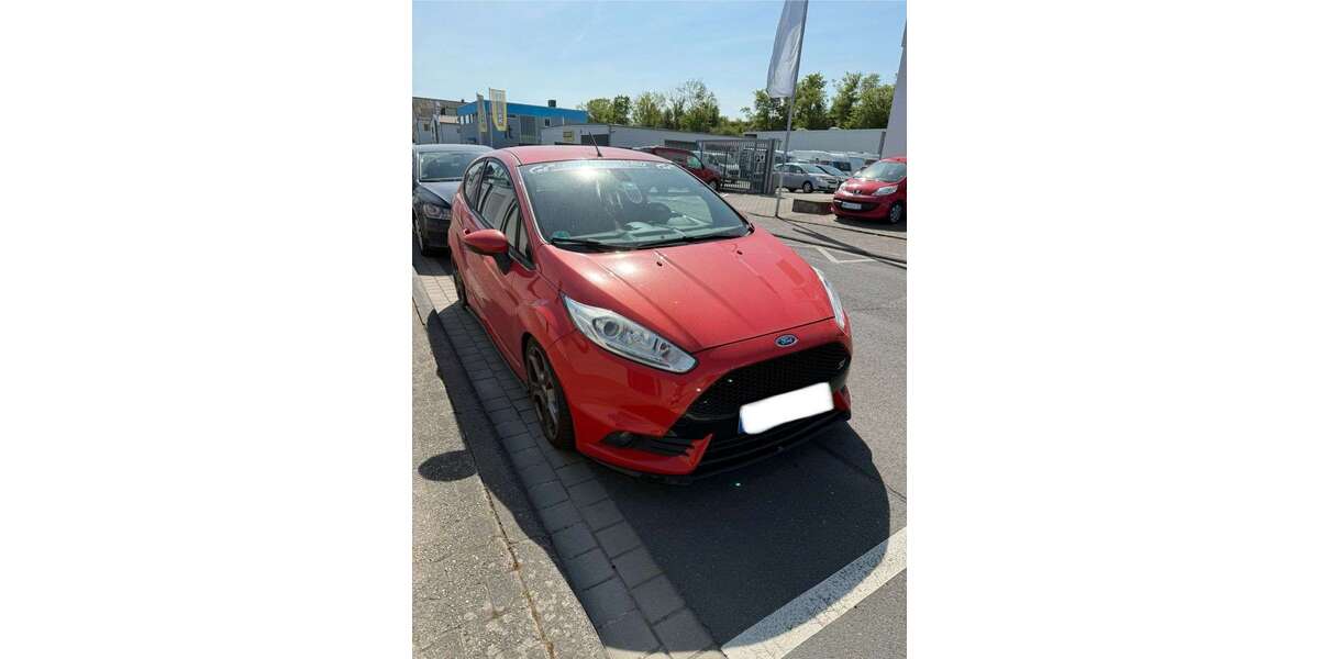Ford Fiesta 107.610 km 9.900 &euro; Rodgau 63110