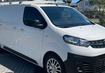 Opel Vivaro 128.000 km 14.980 &euro; Langen 63225