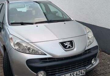 Peugeot 207 175.000 km 700 &euro; Griesheim 64347