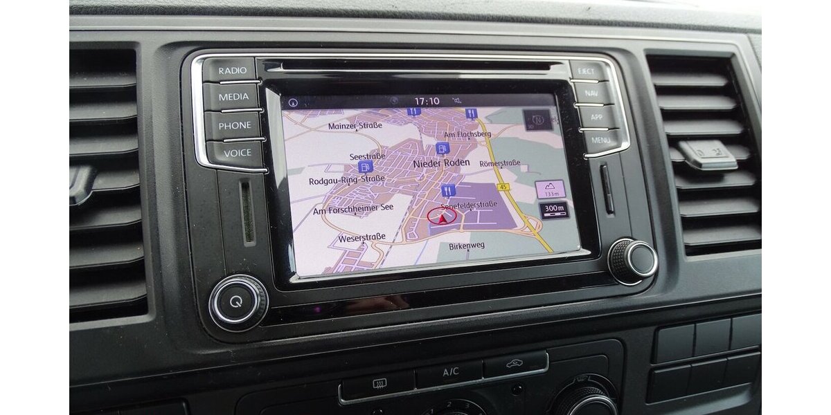 VW T6 Caravelle 2,0l TDI lang DSG, Navi, Klima, AHK, 209.500 km 15.990 &euro; Rodgau 63110