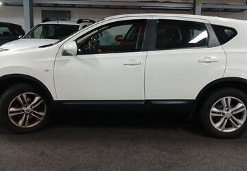 Nissan Qashqai 279.990 km 5.900 &euro; Rüsselsheim 65428