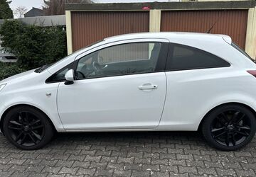 Opel Corsa 153.000 km 3.600 &euro; Rüsselsheim am Main 65428
