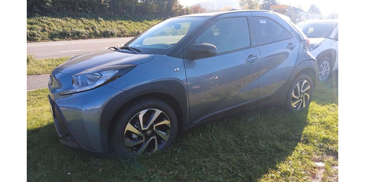 Toyota Aygo (X) 3.950 km 16.490 &euro; Brensbach 64395