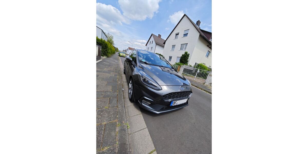 Ford Fiesta 12.000 km 18.200 &euro; Rodgau 63110