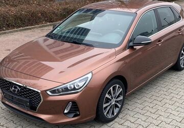 Hyundai i30 107.000 km 10.450 &euro; Frankfurt am Main 60389