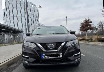 Nissan Qashqai 112.000 km 11.600 &euro; Frankfurt 60386