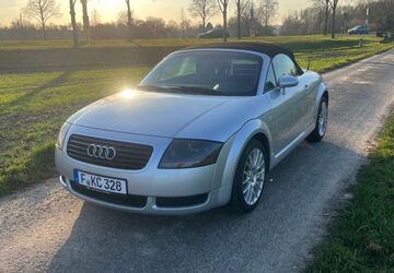 Audi TT 326.500 km 3.200 &euro; Frankfurt am Main 60433