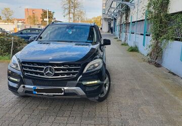 Mercedes-Benz ML 350 213.500 km 16.000 &euro; Mörfelden-walldorf 64546